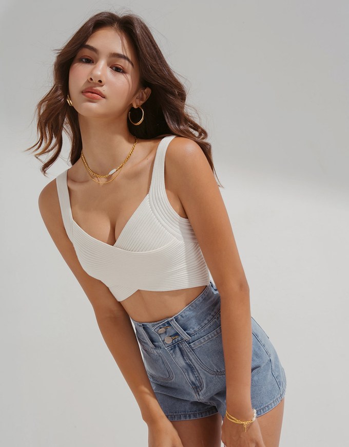 Sensual Overlapping Cropped RibbedCrop Top