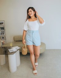 Basic Versatile High Waist Turn-Up Shorts (With Belt)